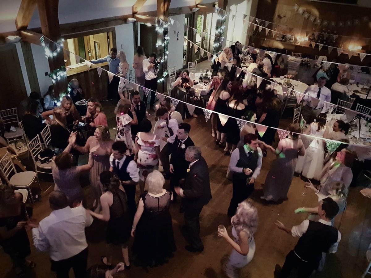 01Smooth's tweet photo. Great Wedding Crowd! #wedding #bride #marriage #events #wed #dj #dancing #entertainment #party #weddingreception https://t.co/JBMqGEcEQc