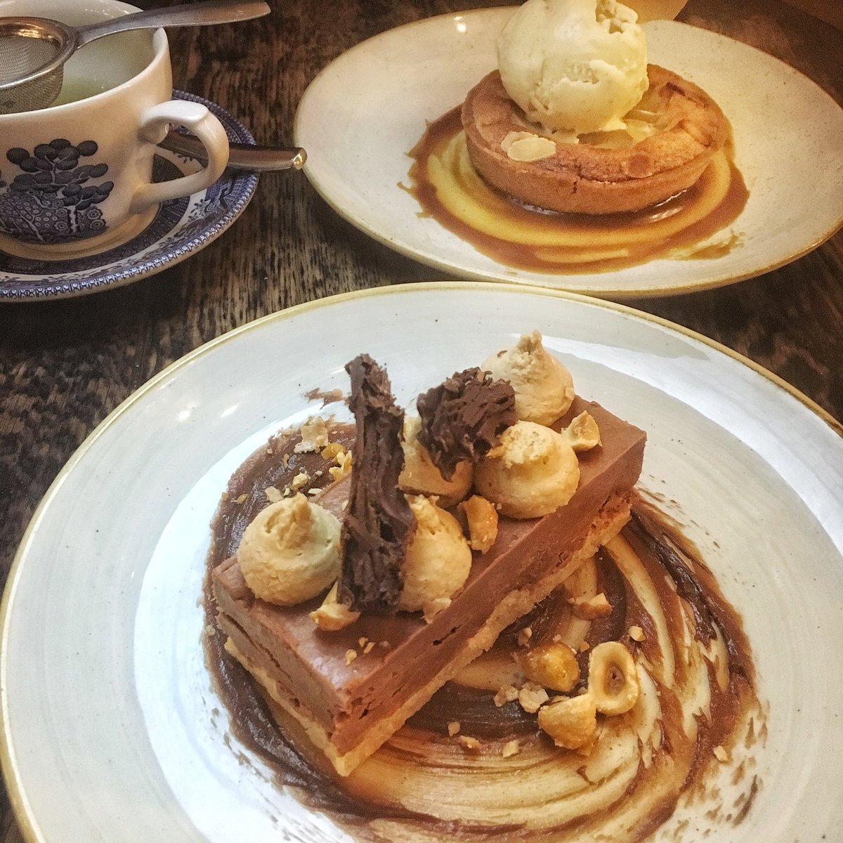 Delicious chocolate hazelnut mousse and pear almond tart for dessert <a href="/IlTetto_/">Il Tetto Selfridges</a> with <a href="/stellanewman/">stella newman & also vicky zimmerman...</a> tonight!