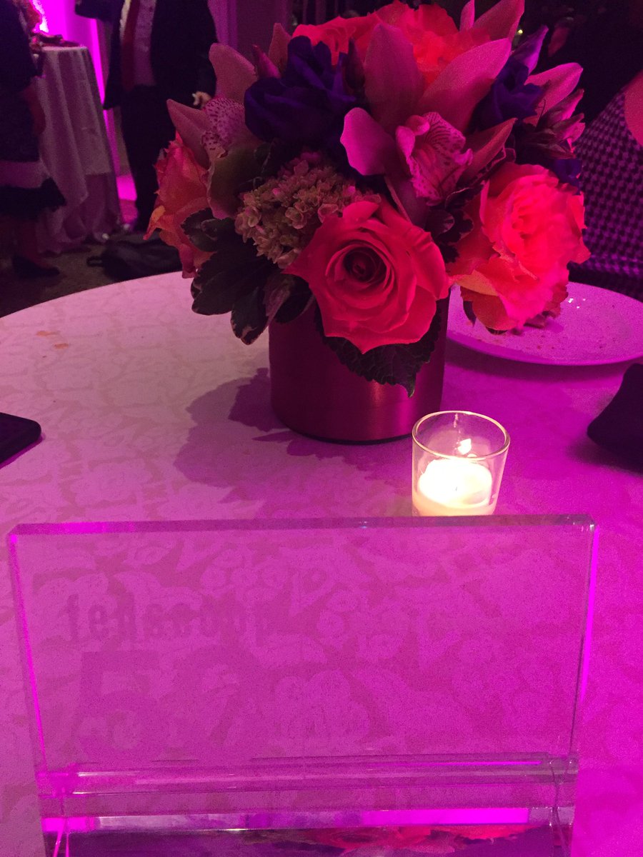 Kristen Honey 🐝 tweet media