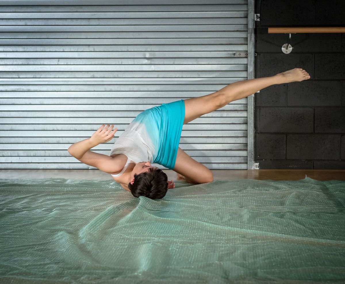 helpmannacademy's tweet photo. Congratulations to the recipients of our 2nd Regular Grant Round, 2017 > https://t.co/ZuRprLLUyx Photo: Courteney Cox, by Chris Herzfeld https://t.co/D2fmg63UCP