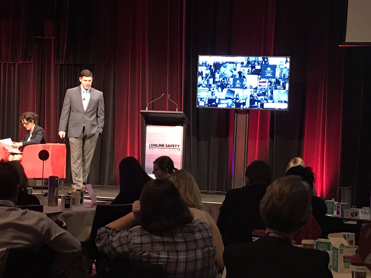 eSafetyOffice's tweet photo. .@justinpatchin speaking about key trending apps & #cyberbullying 'Anonymous is not synonymous with ominous' #locationsettings #esafety17 https://t.co/Ll9ZnLY3lh