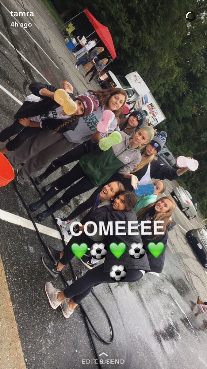 RhiannRyan's tweet photo. happy birthday mac🎉 thanks for driving me to school #ripmozzy hope you had a good day💕 love you and your beautiful voice🤑❤️ @mackenzie1497 https://t.co/lxTIoBsLHi