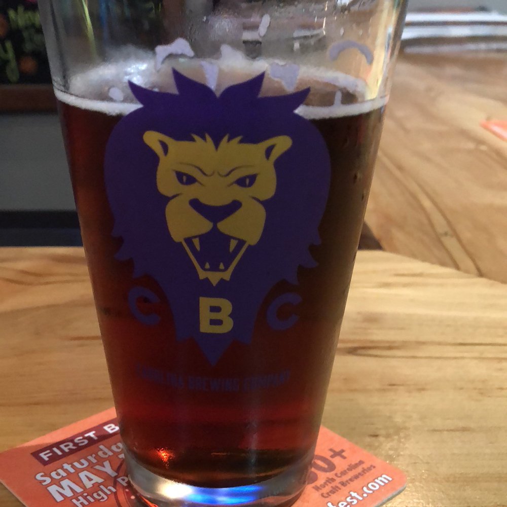 grumpyshelle's tweet photo. #cbcrun #lovethistown #iwalkurun  @CarolinaBrewing @getStealz https://t.co/4Weh4FzXSb