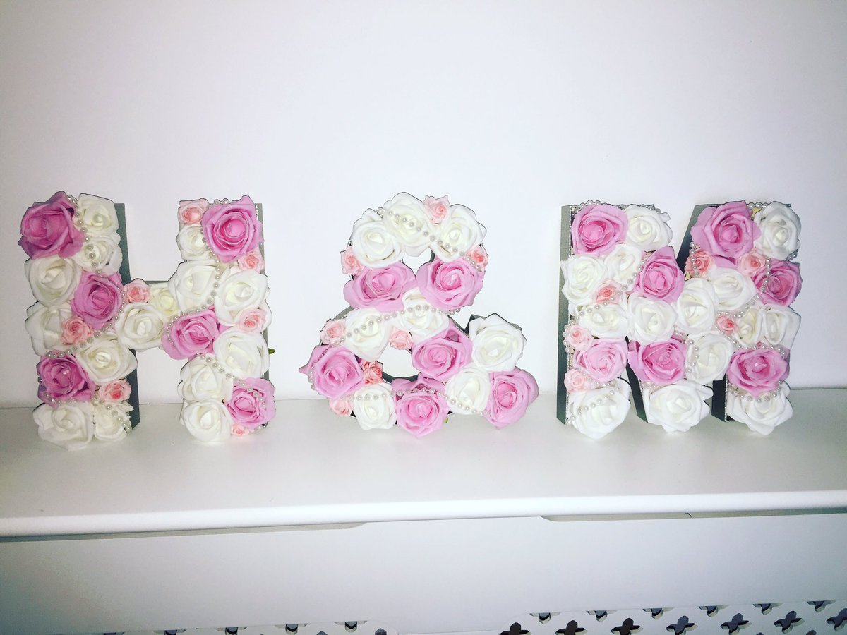 beau_lovelyxx's tweet photo. Customer Order #FlowerLetters 💗🎀 https://t.co/KHNVddUxty