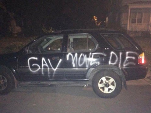 North Highland Park Hate Speech Vandalism brooklandpark.net/bp/2017/11/01/…