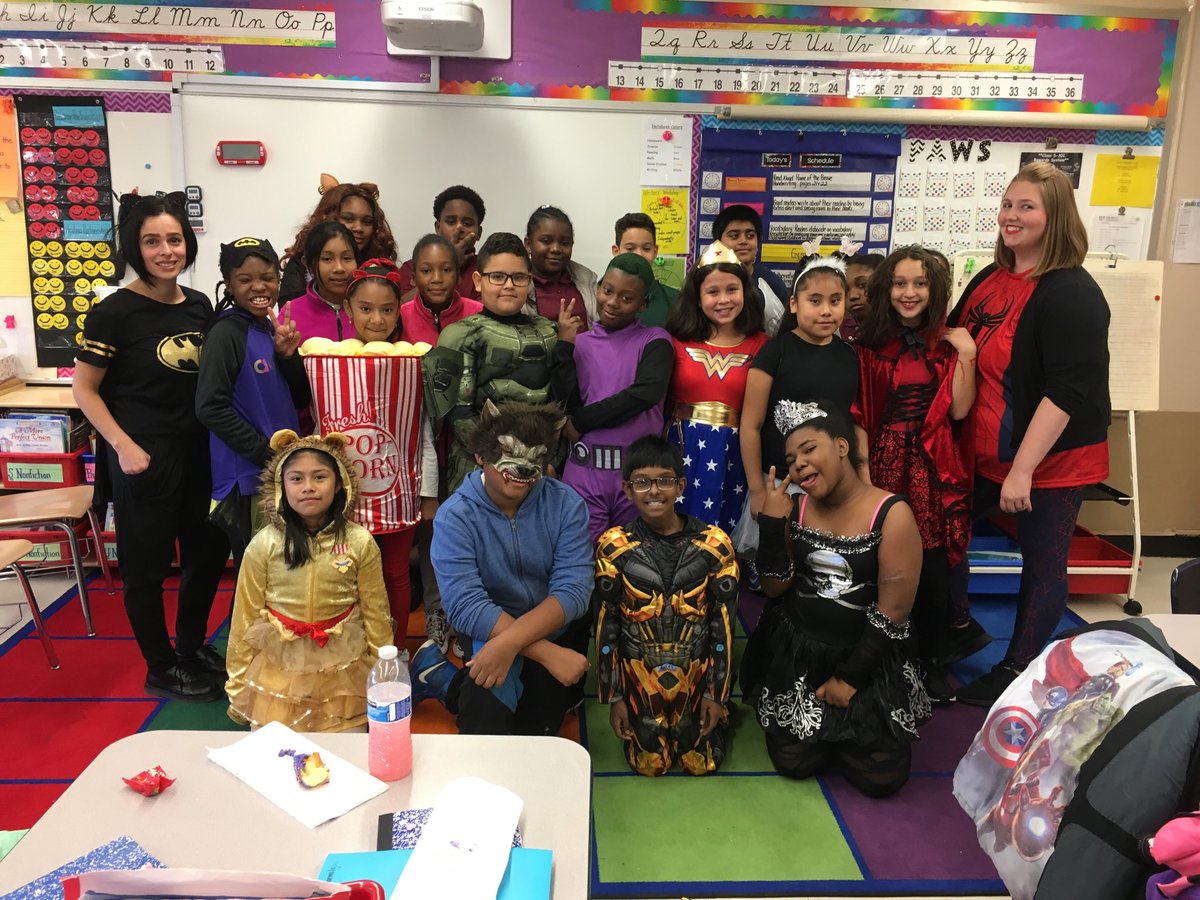 Happy Halloween from class 5-301!🎃#76Learns