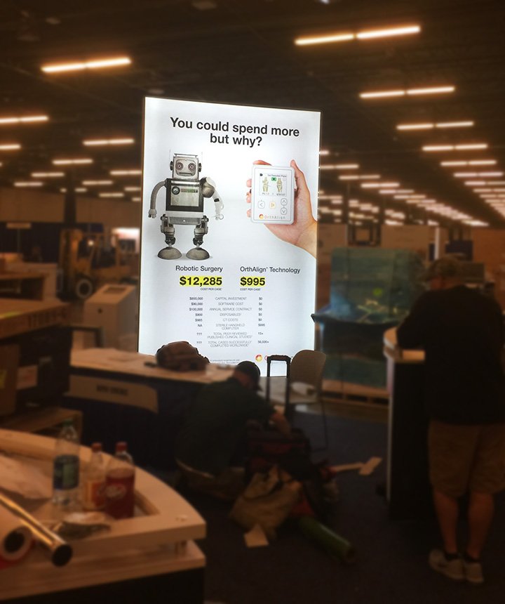 AEM_01's tweet photo. Big light box makes a big impact for OrthAlign at AAHKS in Dallas. #OrthAlign #AAHKS https://t.co/LnsLno9O7m