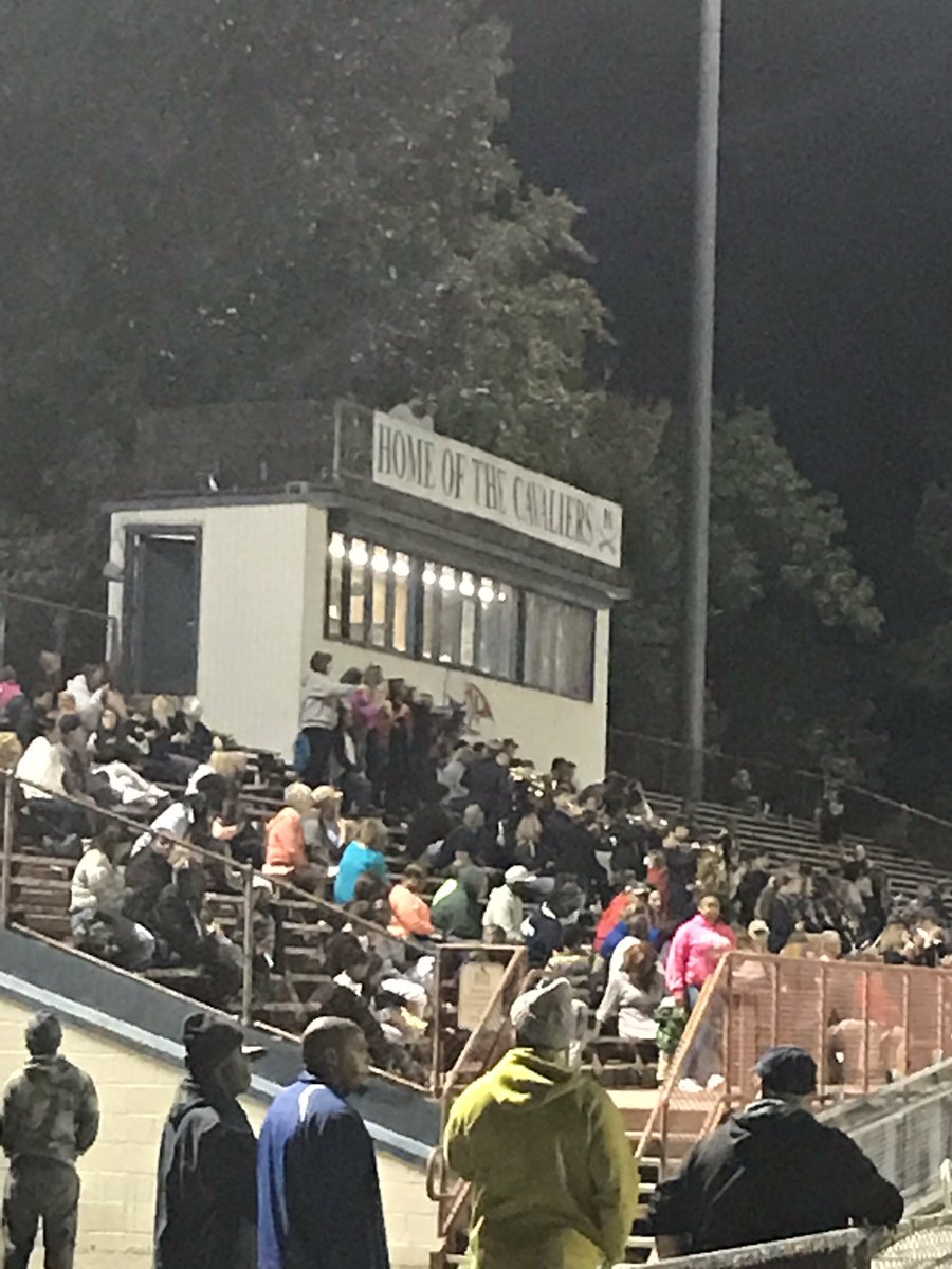 CManugo's tweet photo. As always @IMSEagles giving their all to support the football team! #EagleSpirit #IMSProud #IMSEveryEagleEveryDay https://t.co/Y9hthYW2pq