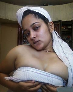 Ragalizr's tweet photo. அக்கா குளிச்சிட்டேன் டா https://t.co/WkcH9c6h1S