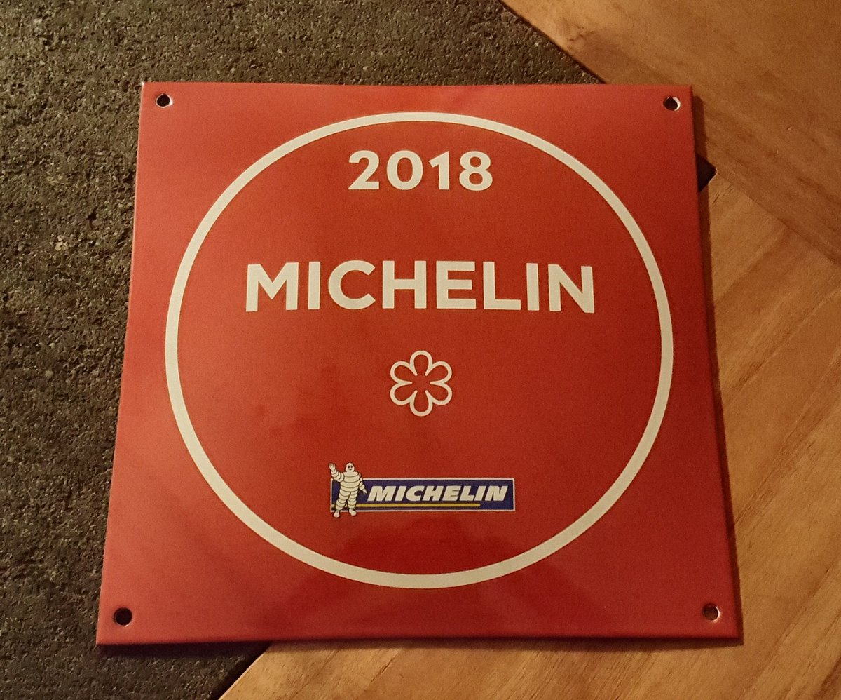 RestaurantHywelJones tweet media