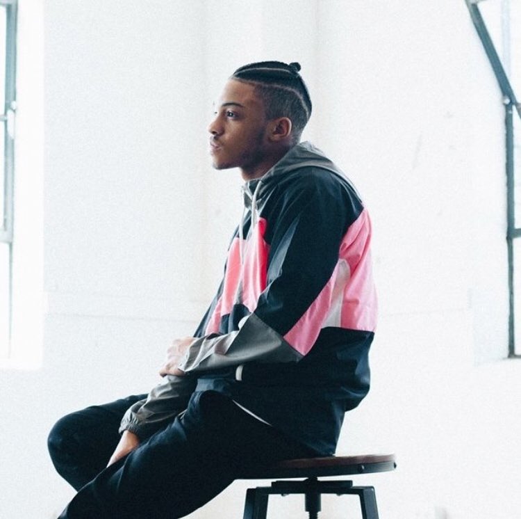 alwaysupdates's tweet photo. Tone stith is my baby Idc https://t.co/AoXdvOoOuz