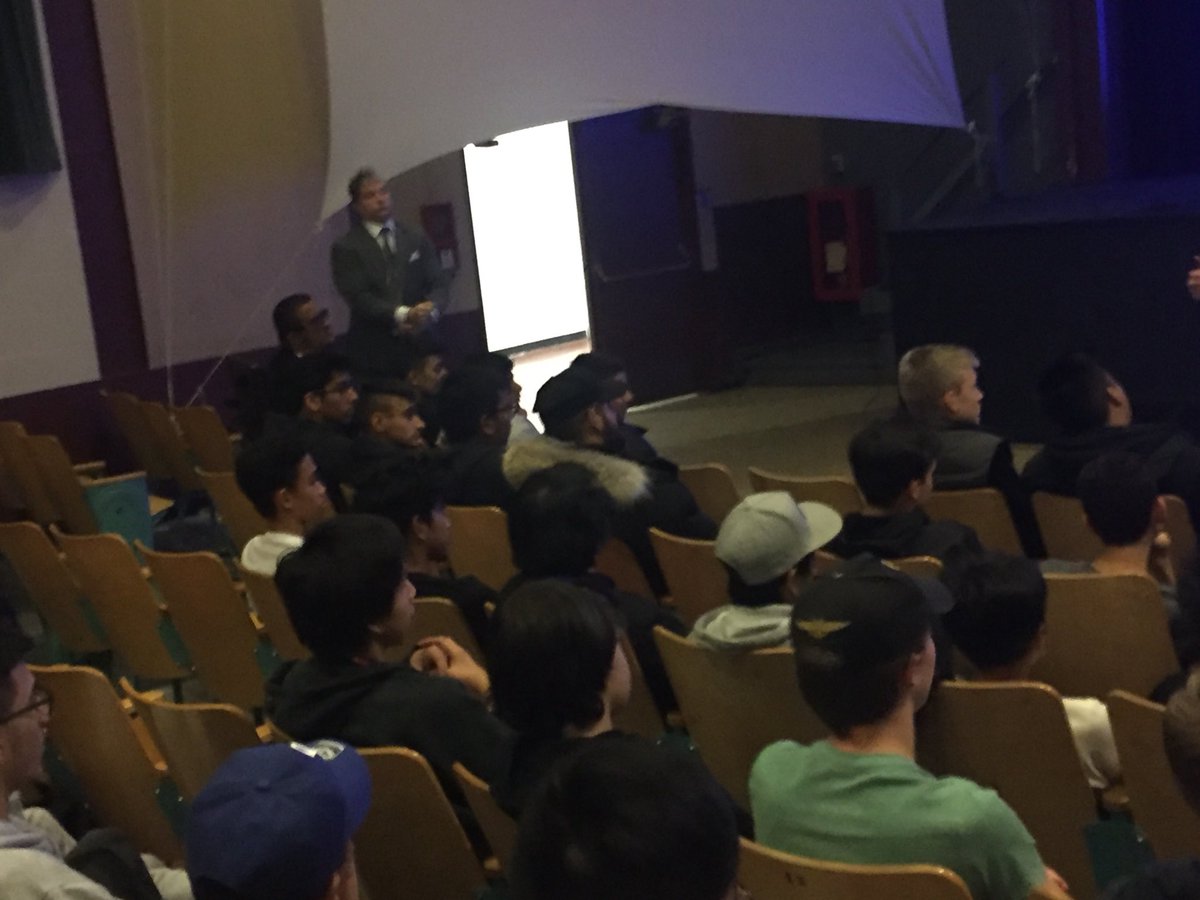 RJRB1995's tweet photo. @JO_School and Templeton @BoysClubNetwork gather to listen to two great mentors about choices and leadership. @VPDYouth #makinggoodmen https://t.co/wJ2DAfEaIm