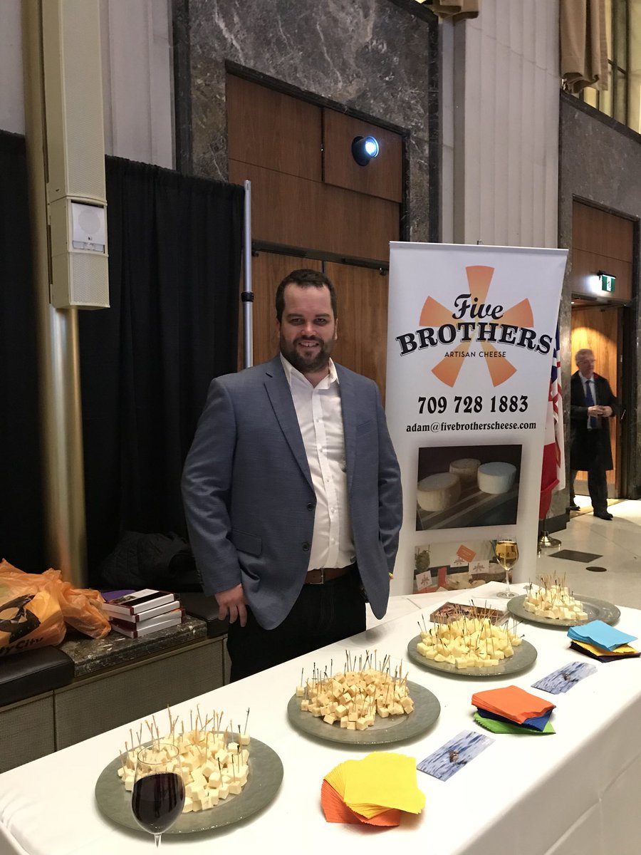 5brotherscheese's tweet photo. Hello #Ottawa Glad to be here on #ParliamentHill serving up some #nlcheese for #NLShedParty @NLDistilleryCo @NLChocolateCo @Toddperrin https://t.co/lGIhwGWkw4