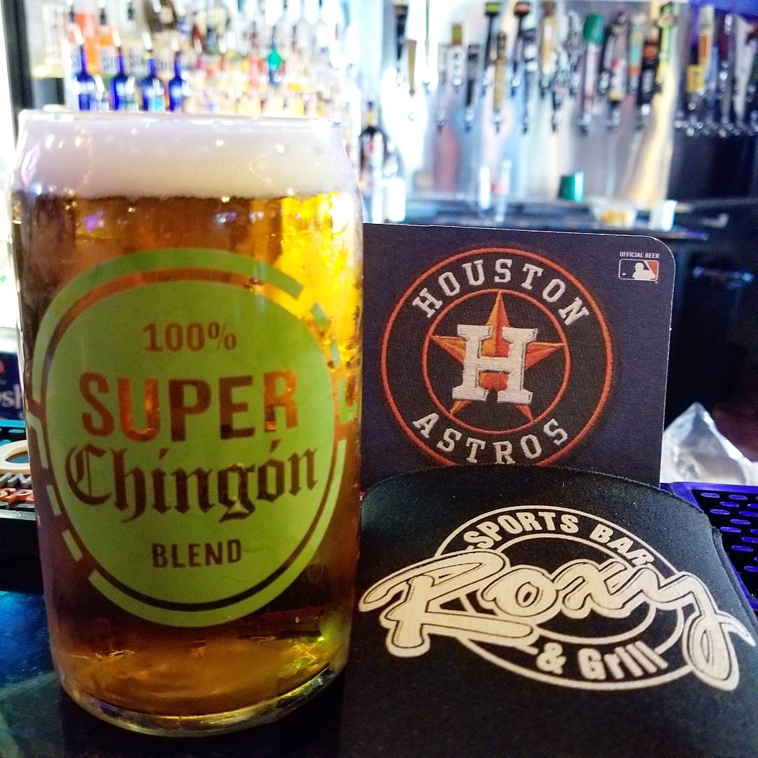 fcbrewingSA's tweet photo. Come root for the @astros as we watch them get #SuperChingon on the @Dodgers! @fcbrewing's #SuperBee & #ElChingon #OnDraft @ #RoxySportsBar! https://t.co/a22HJWbD9q