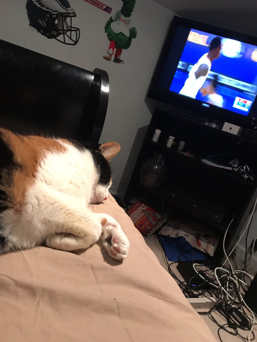 WinWithCruu's tweet image. Man I'm watching with my cat too @marczumoff #SixersTalk
