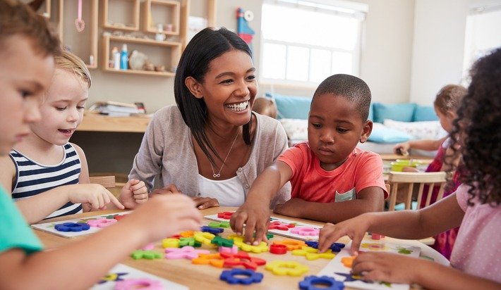 REMAXTEHACHAPI's tweet photo. Work surely keeps you busy, but what about life-enriching activities? Blend business with social purpose:  https://t.co/Sz1TRAsWhL https://t.co/qf2PBR4B62