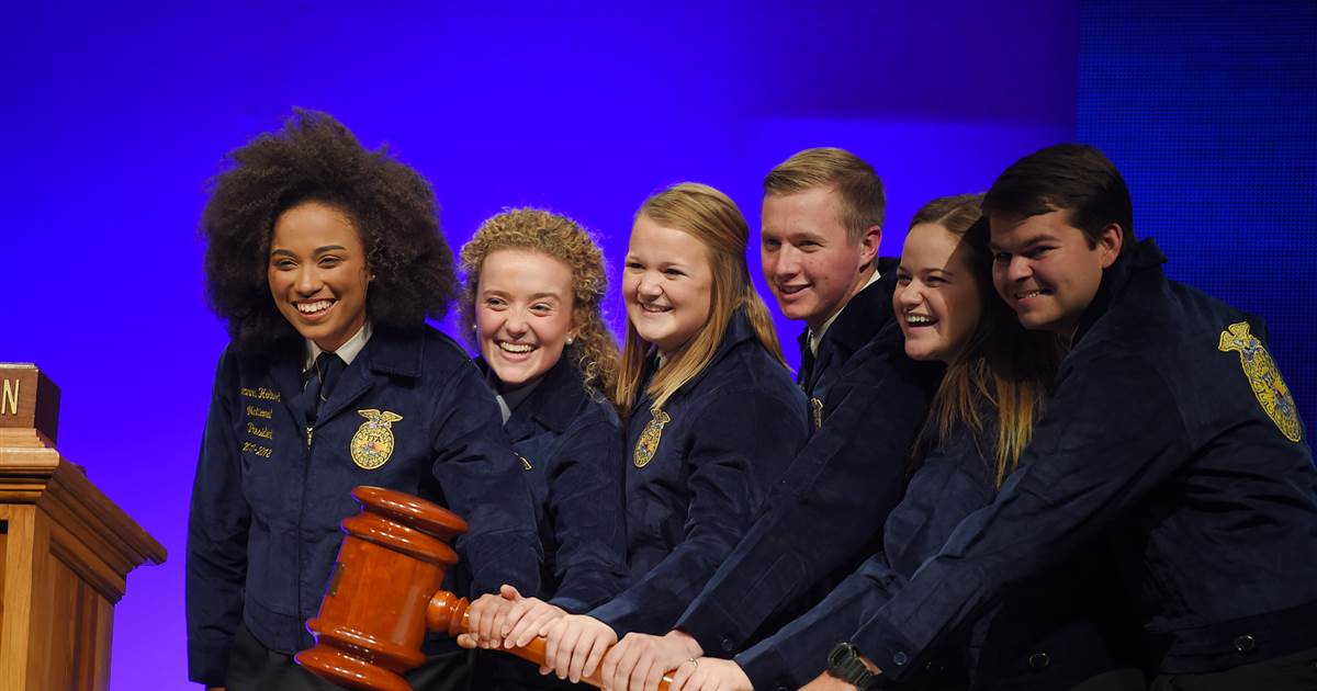 NBCNews's tweet image. First black woman elected to lead national future farmers organization nbcnews.to/2ynoj4V via @NBCBLK