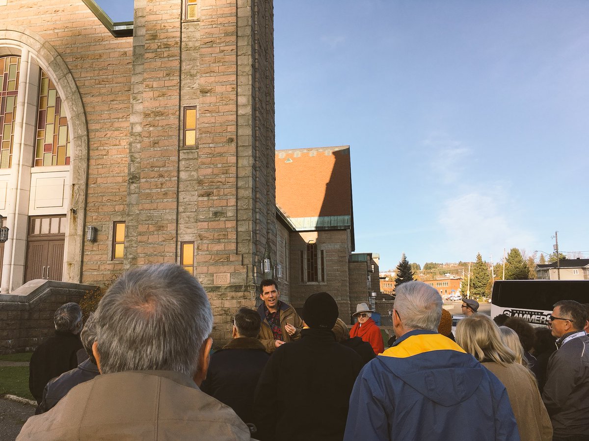 sophiec_expo's tweet image. Earlier - tournée architecture tour #Edmunston #AHNB #APNB @AHNB_APNB