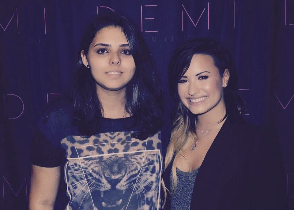 GabiTersitano's tweet photo. Demetria Devonne Lovato help me!!!!!! Im broke and i need to see u again. Its been 2 years. #truelovatic @ddlovato https://t.co/4RHH4rxFvH