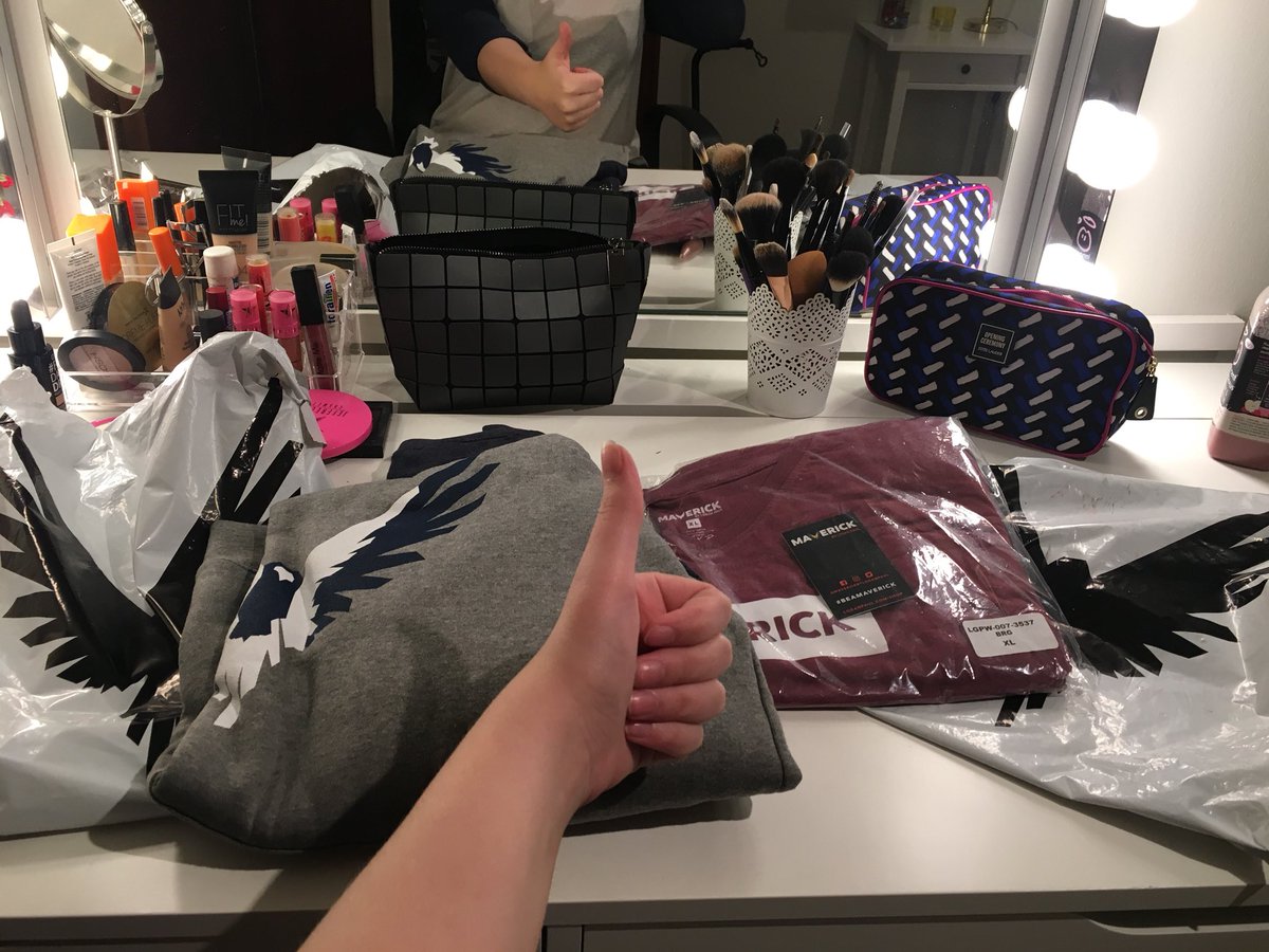 thorunn29's tweet photo. I JUST GOT MY FIRST MAVERICK MERCH stg this is the best merch in the game and I’m sure that this will not be my last purchase #BeAMaverick https://t.co/OnTMgkz1Oq