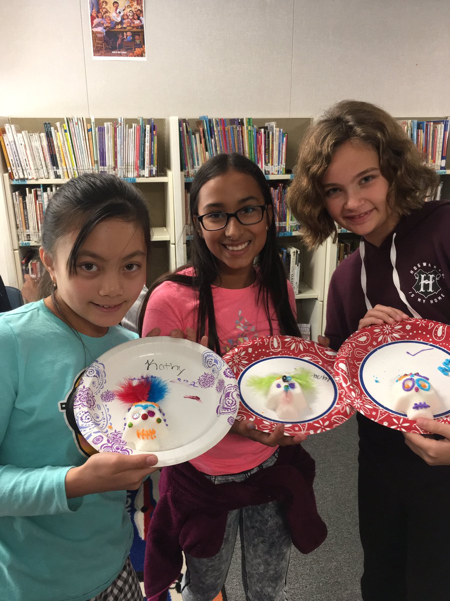 VannoyLibrary's tweet image. We finished decorating our sugar skulls! Mrs. Metcalfe&apos;s Rm. 17  #GoVannoy #VannoyCougars