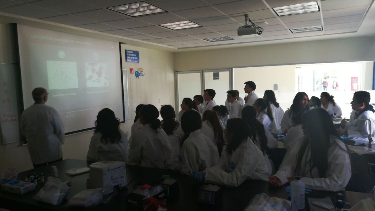 joselblasco's tweet photo. Excelente el Taller aprendiendo biotecnología forense y criminalística #SemanadeTopicos 2017 en @TECenHGO https://t.co/L4PE4mXTPv