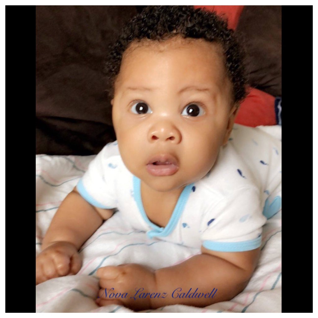 jackson_deonca's tweet photo. My grandson 👣 https://t.co/FTaZvOIObl
