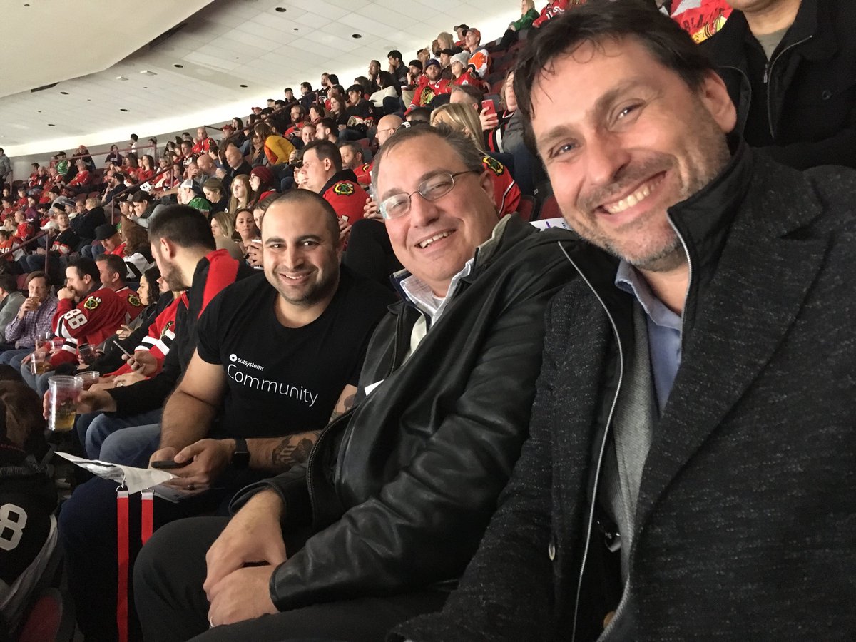 shirifriedman's tweet photo. Partner appreciation night at #nxstep w @FICO &amp; @bsynergy at @NHLBlackhawks https://t.co/wlAn4V4NWM