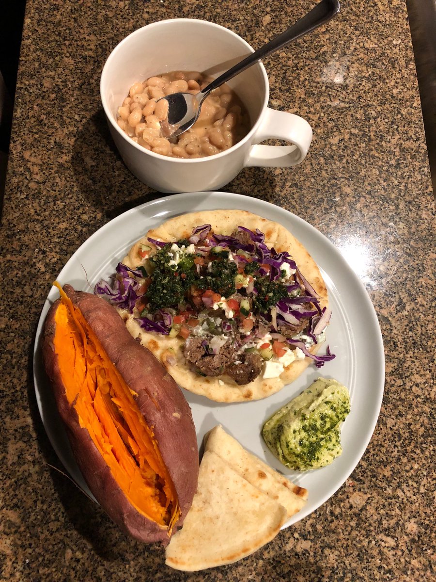 neilcloudwalker's tweet image. Swimmers did so well on 10X100@2 stroke, that coach even needs a good, healthy recovery meal!!