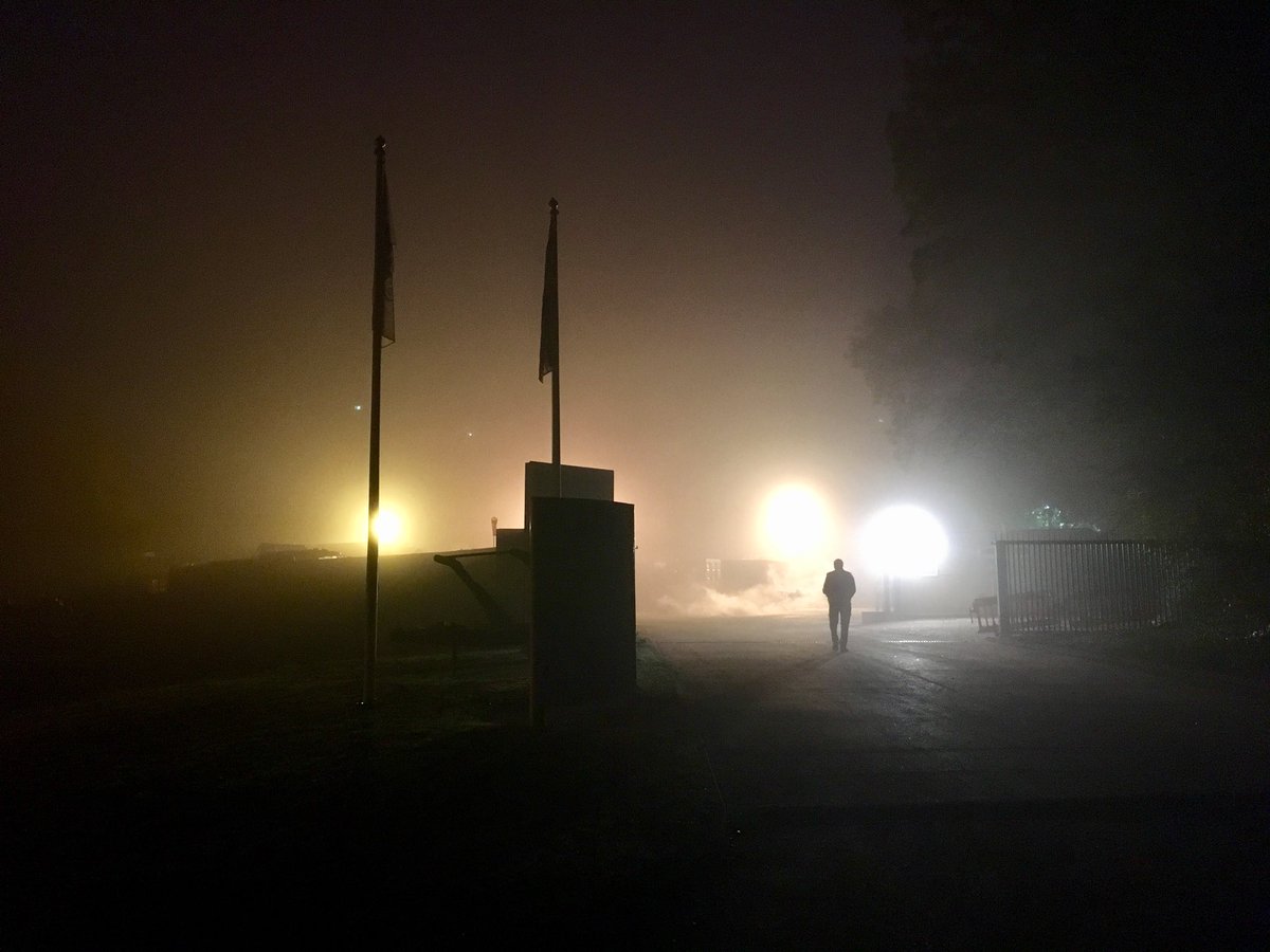 ♻️ WEATHER WATCH ♻️ 

Dark,cold &amp; FOGGY!

Happy Thursday!! 

#SkipHire
#Weather
#WasteManagement 
#DriveSafe
#TBT
#SocialMedia
#WeAreAce