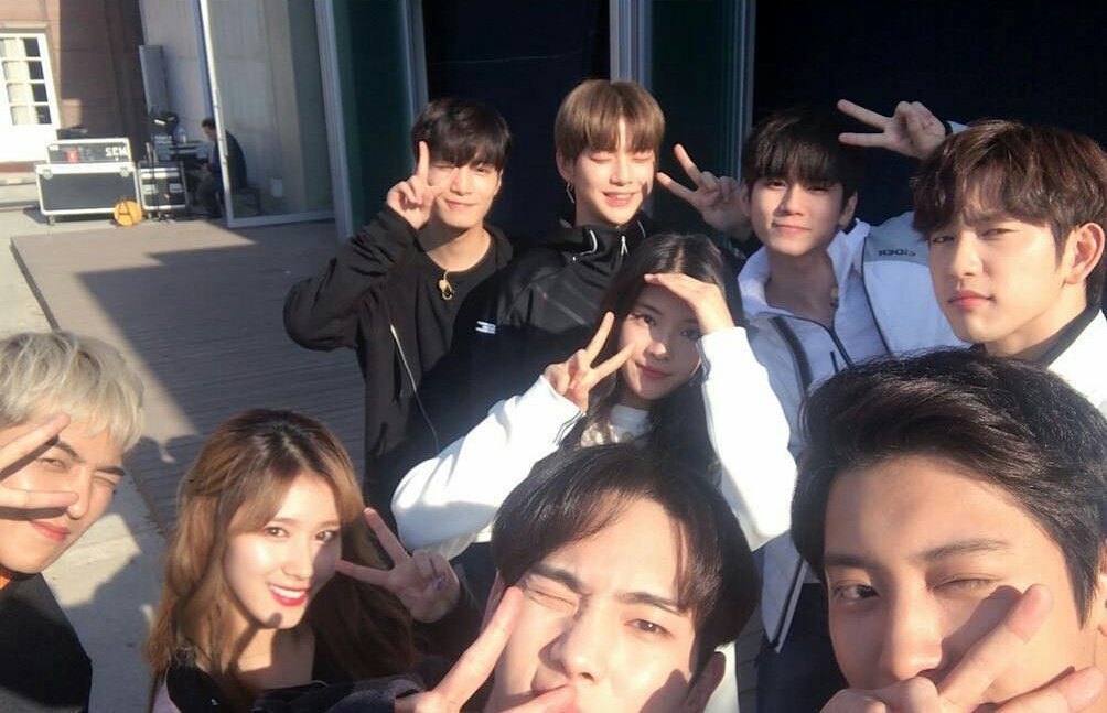 Twicetagram Bumkeyk Shinee S Key Instagram Update Twice Sana