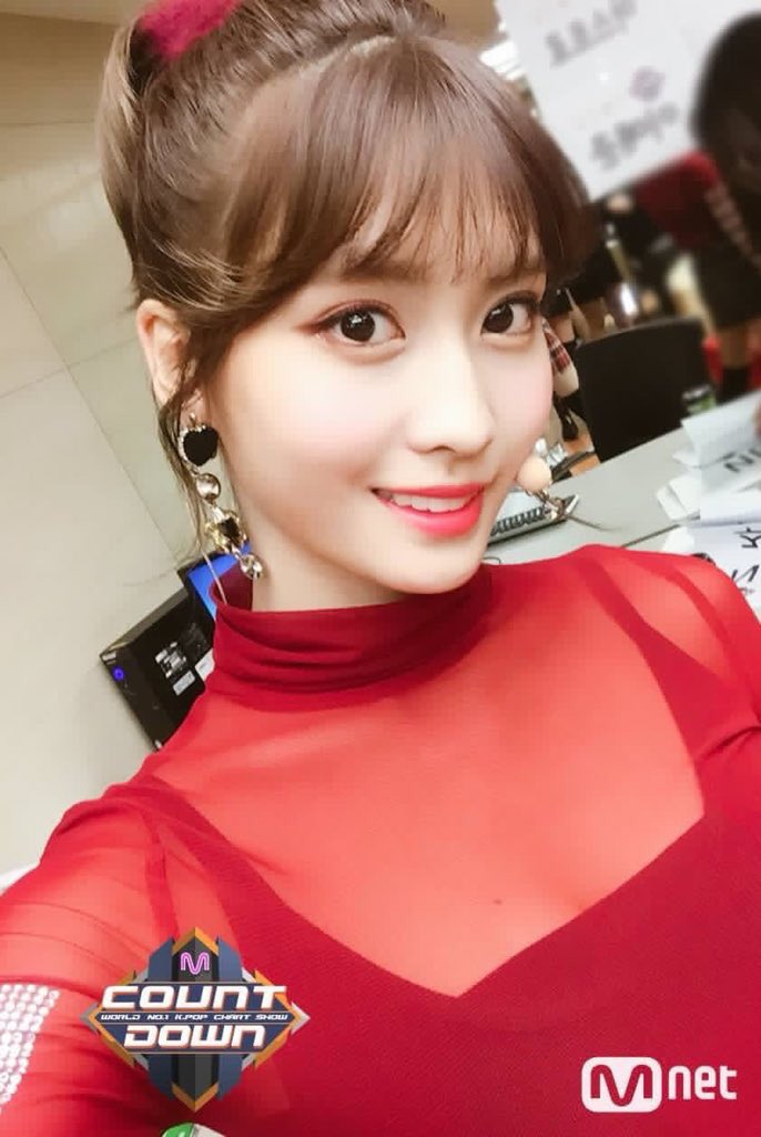 19961109com's tweet photo. 어머어머😵 https://t.co/MwI5TIdGAJ
