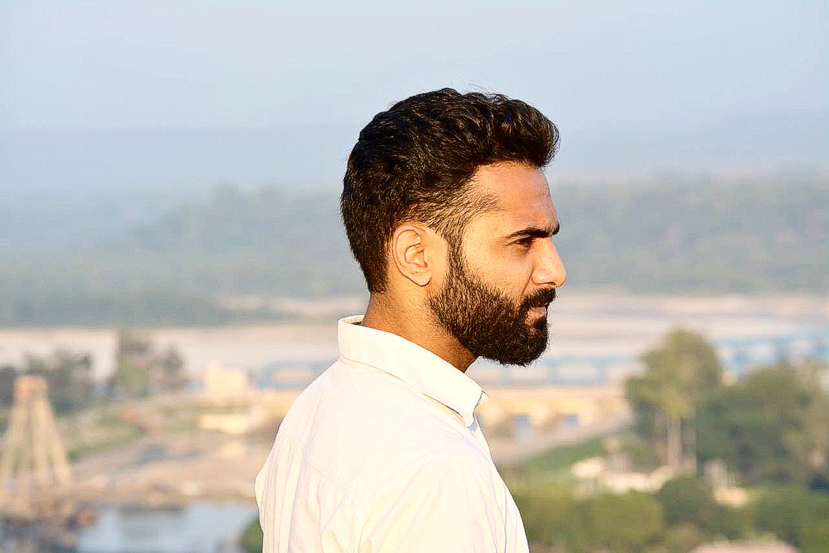 robo_being's tweet photo. #beardo
Pic courtesy @Gauravm1308 https://t.co/RfRK5ZpAqX