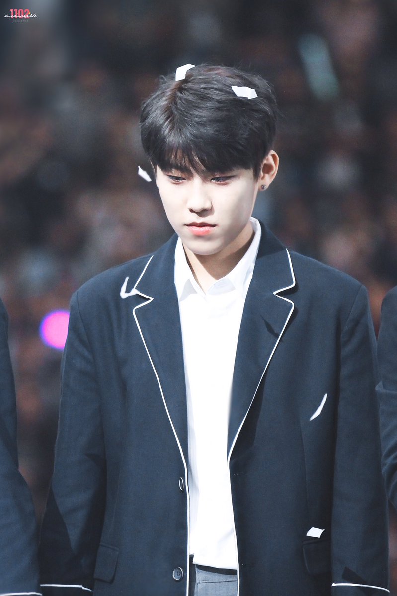 MEMORABLE1102's tweet photo. <HQ>
Happy birthday to you ❤️

내 천사야, 생일 축하해 ❤️
#박우진 #PARKWOOJIN
#워너원 #WANNAONE
#HAPPY_WOOJINDAY https://t.co/4vlbFa7tcg