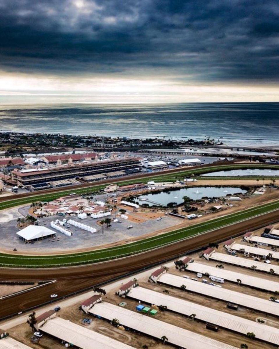 Where the Turf Meets the Surf at Old Del Mar! #DelMarRaces
