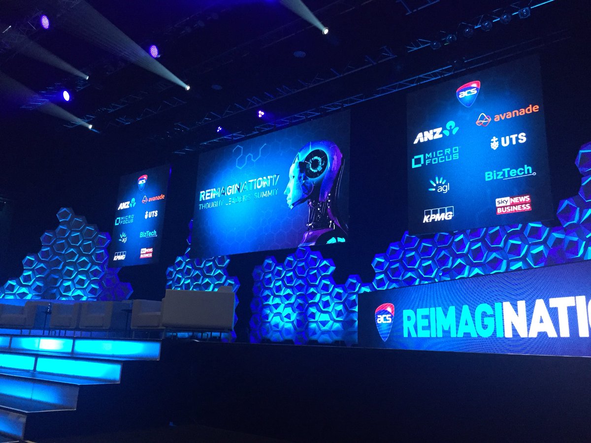 KylsG's tweet photo. Greatness is in combing our knowledge, experience to drive innovation at #reimagination 2017 https://t.co/5O7tqBoQRk