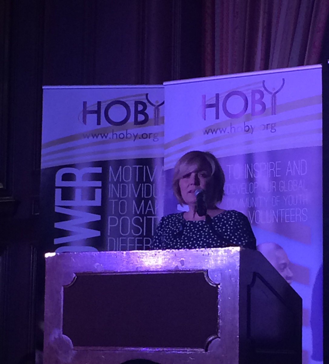 HOBY's tweet photo. Angela Cutbill receives the #HOBY alumni achievement award. #HOBYLAGALA https://t.co/fvQa847WUp