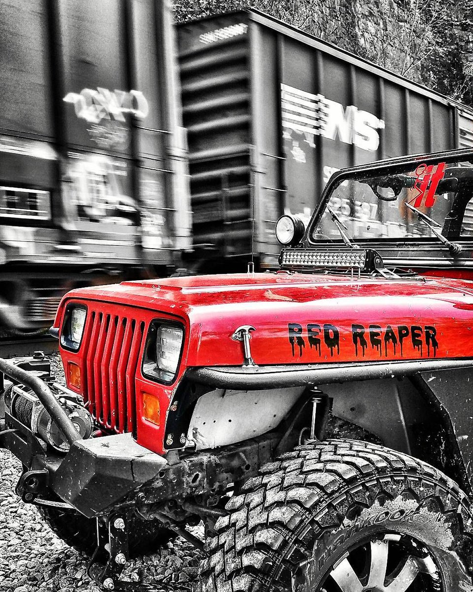Reposting @redreaper_yj:
 #itsajeepthing #Jeeplife #oldjeepsneverdie #Jeep #Jeepaddiction #jeepadventures #jeepsgram #Jeeplove'