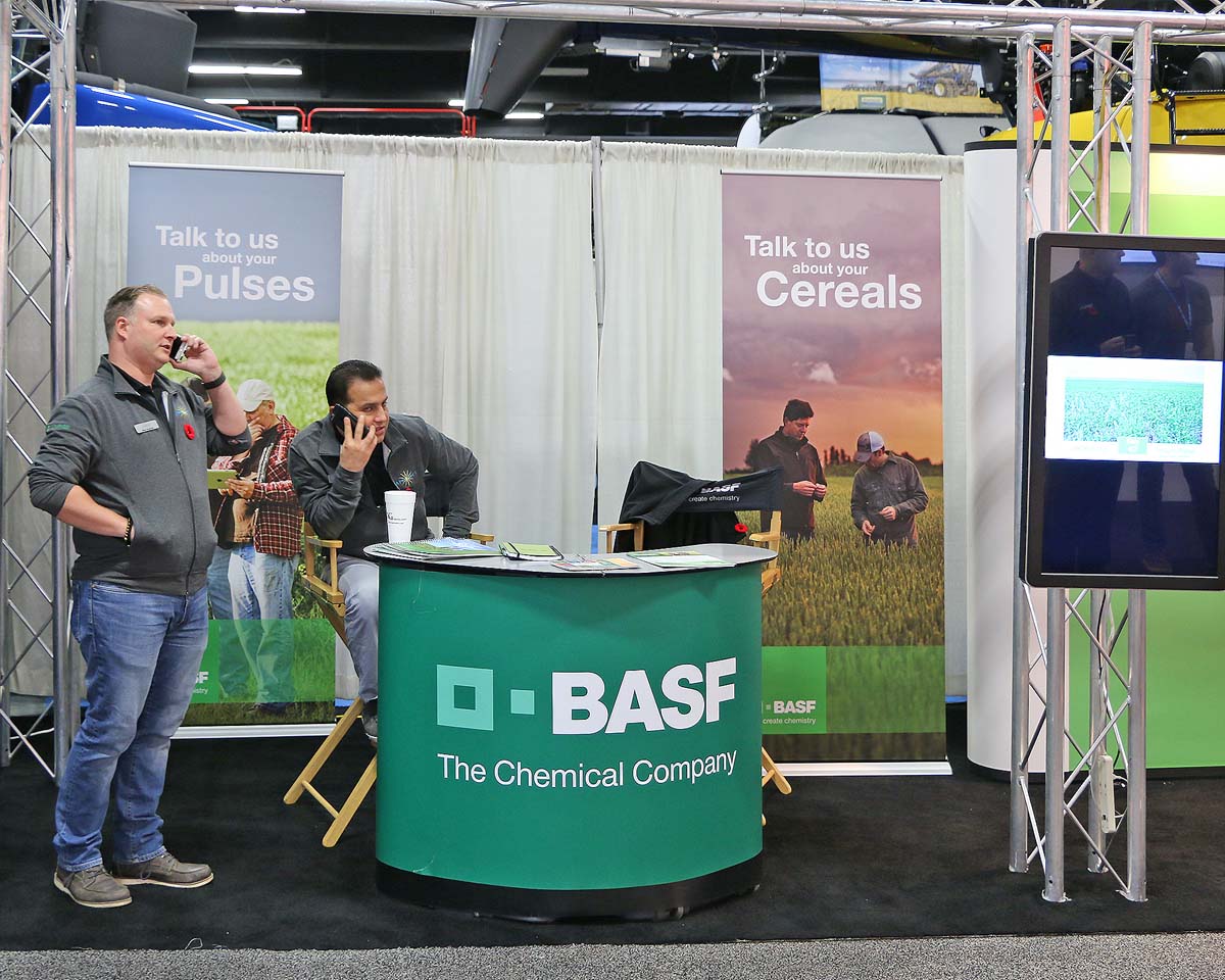 agritradetoday's tweet photo. #ThrowbackThursday to 2016!
We appreciate the support of @BASFAgSolutions, both as a sponsor &amp; an exhibitor for #AgriTrade17. See you soon! https://t.co/xxY3b1ztNz