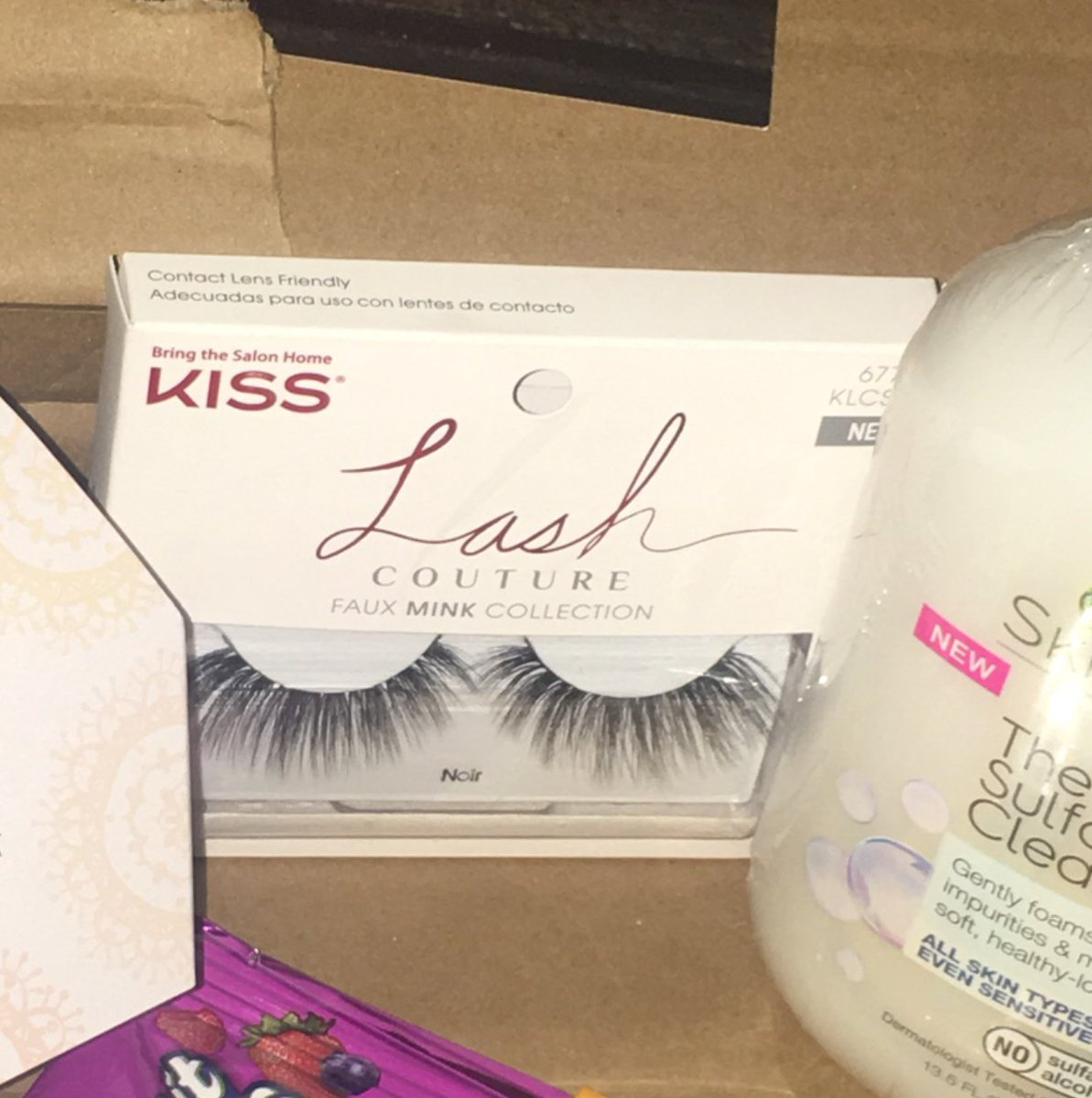 JustinePesti's tweet photo. #KISSLashes #MyLashWardrobe #Complimentary #Contest @KISSProducts @Influenster https://t.co/TrvpccMbv1