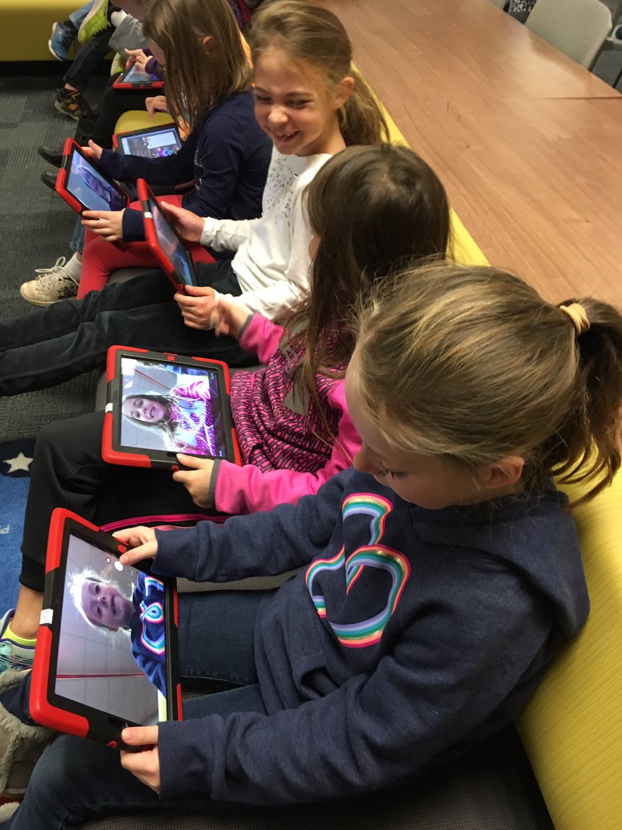smalchow's tweet image. These @PCSD_HC Ss did an awesome job taking selfies &amp;amp; comparing themselves to others in @BookCreatorApp for #GRAMem #GRA17 #RaiderStrong