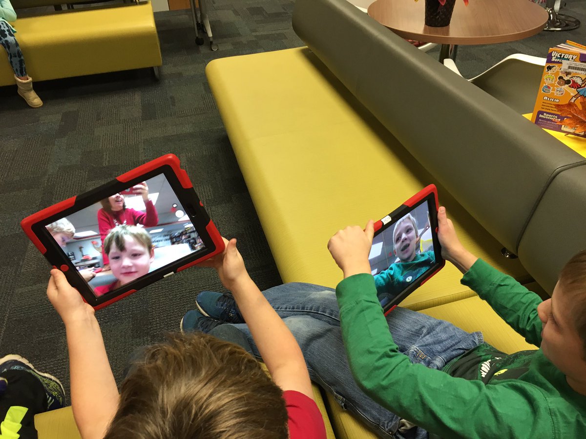 smalchow's tweet image. These @PCSD_HC Ss did an awesome job taking selfies &amp;amp; comparing themselves to others in @BookCreatorApp for #GRAMem #GRA17 #RaiderStrong