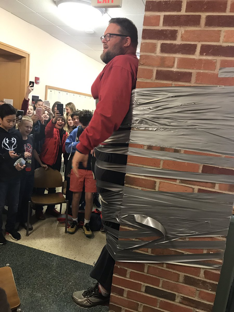 culpsclass's tweet photo. Some days are easier than others as a teacher. @hendookie #pemhilltoday #makeawish https://t.co/OTt2qlQSpa