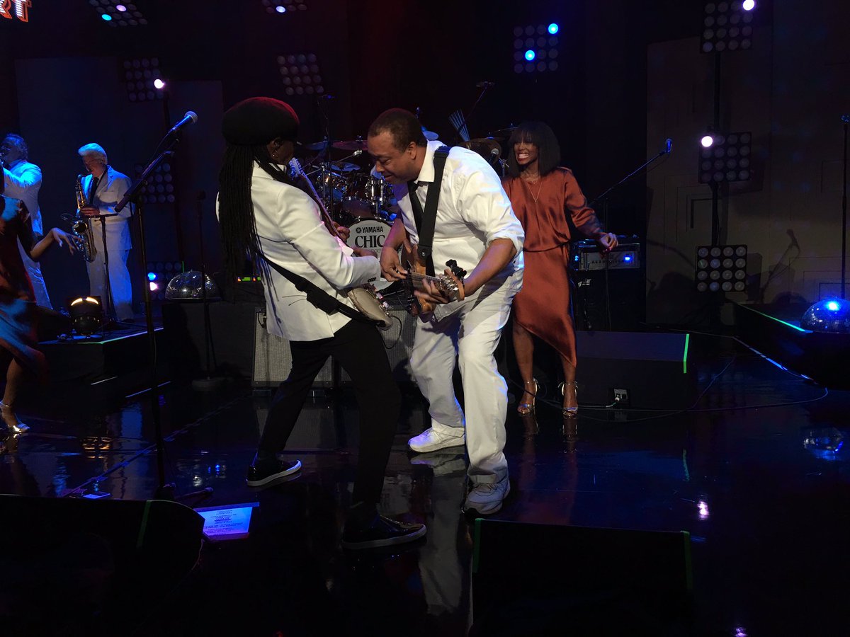 thesereneyogini's tweet photo. Super cute @nilerodgers @jerrybarnesbass rocking my world @BBCRadio2
Miss you already 💖 https://t.co/0wwWUdKfSL