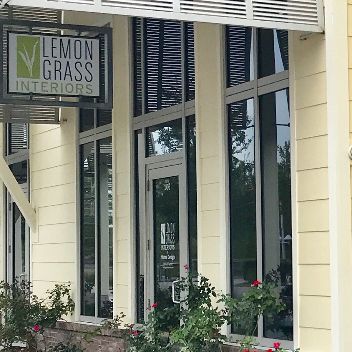 jess_faircloth's tweet photo. โจNew design studio now open at #WindmarkBeach Town Centerโจ #interiordesign #furnishings #homedesign https://t.co/Ix5aXueu66