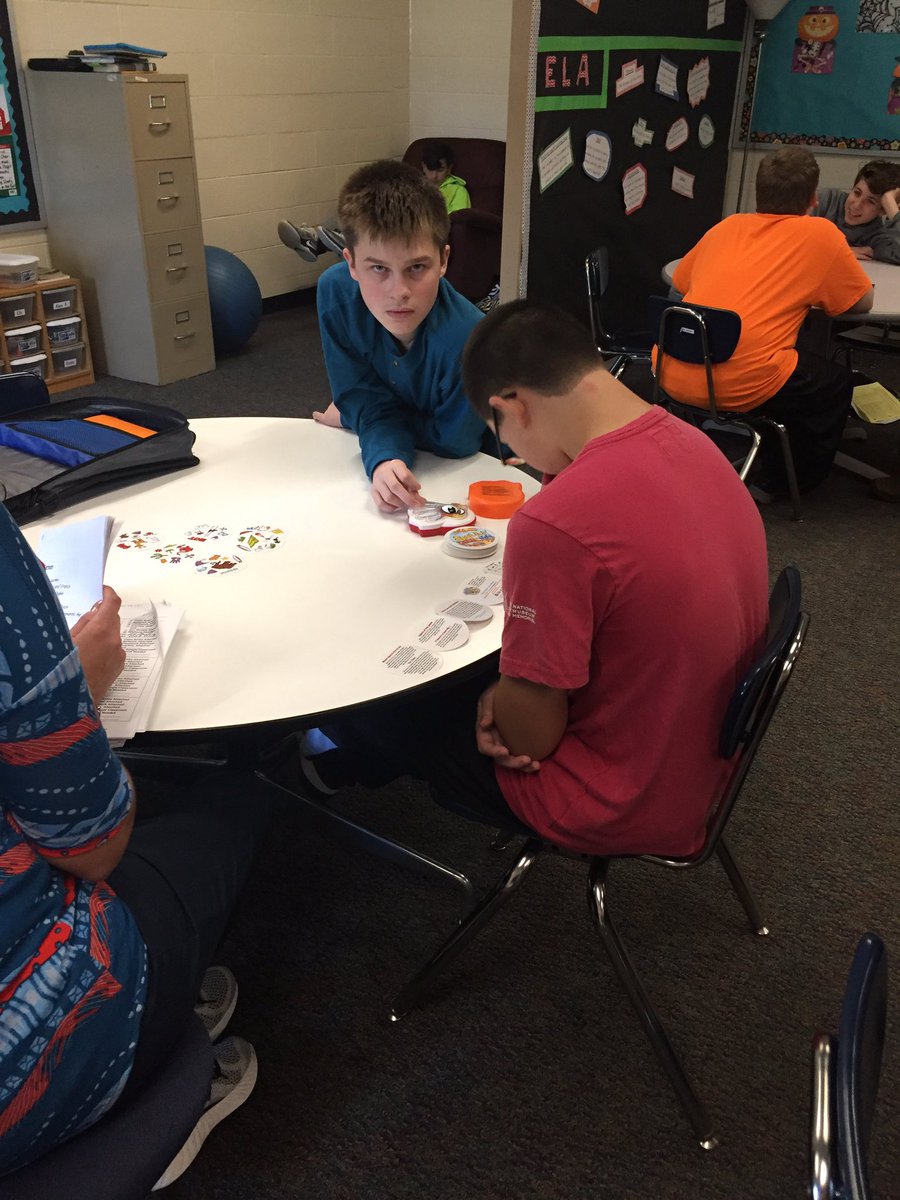 breana_via's tweet image. TY to Jerry Vaughn and the GV Education Foundation for our wonderful Social Thinking Games! #studentengagement #forevergv #SMSEagles