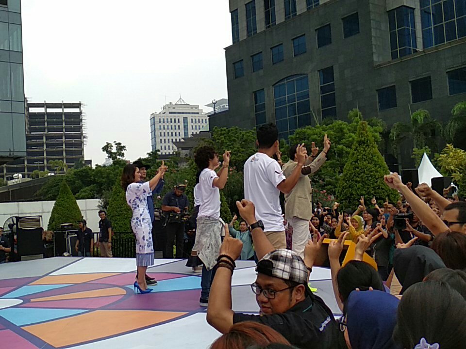 dahSyatMusik tweet picture