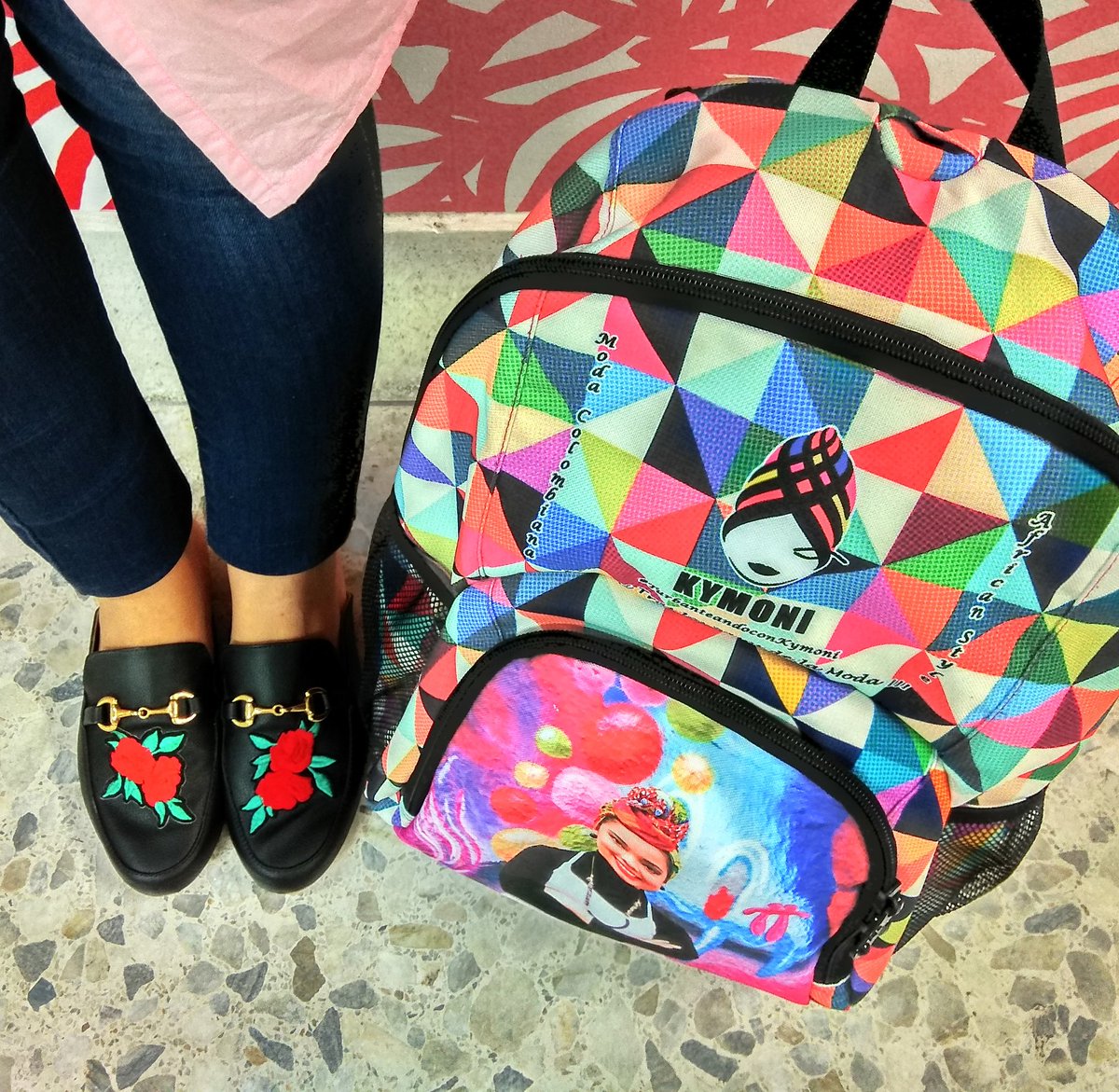 kimonydesigner's tweet photo. Mi hermoso morral @TottoColombia #encuentrodebloggers @INEXMODA #TottoLab #Kymoni #Traslospasosdelamoda #blogspot @ALOdigital #colombia #tottoxelmundo https://t.co/LV4e21QrzS