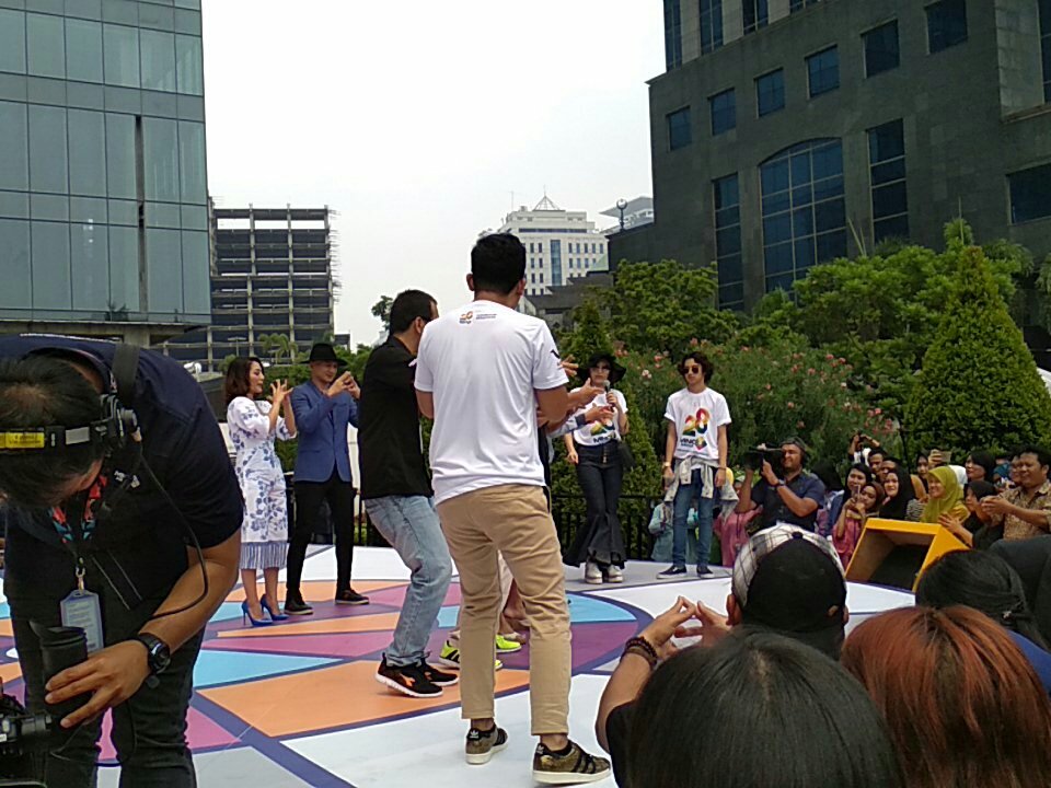 dahSyatMusik tweet picture