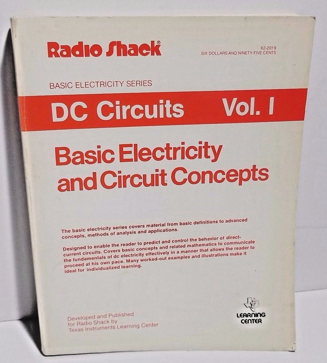jubilee_resale's tweet image. #jubileeresale #vintageradioshackbook #dccircuits ow.ly/X8kc30giqaT